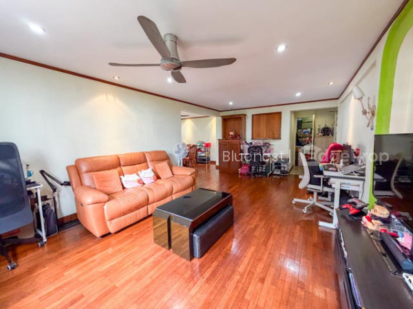 103 JURONG EAST STREET 13 photo 3