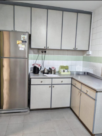 880 WOODLANDS STREET 82 photo 3