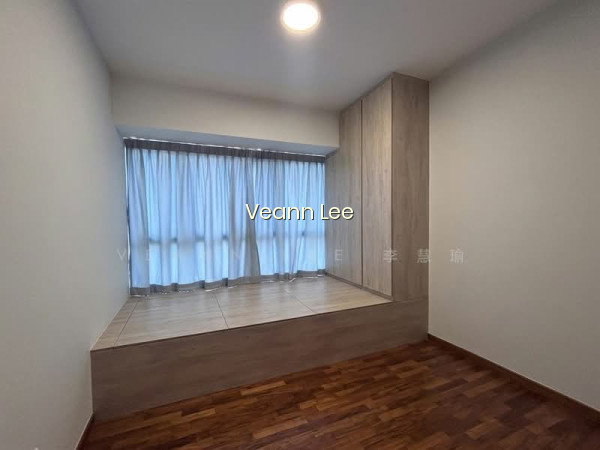 THE METROPOLITAN CONDOMINIUM photo 5