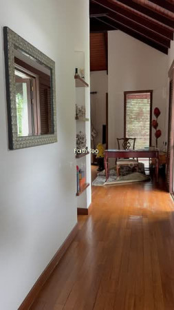 ELEVATED DETACHED WITH CONCEALED POOL & SUPER WIDE FRONTAGE photo 5