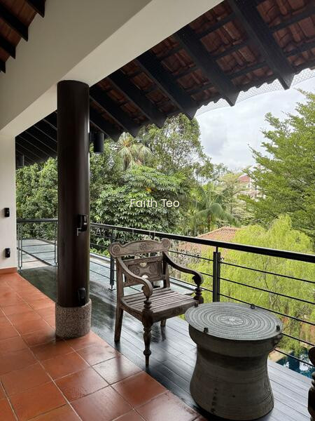 ELEVATED DETACHED WITH CONCEALED POOL & SUPER WIDE FRONTAGE photo 6