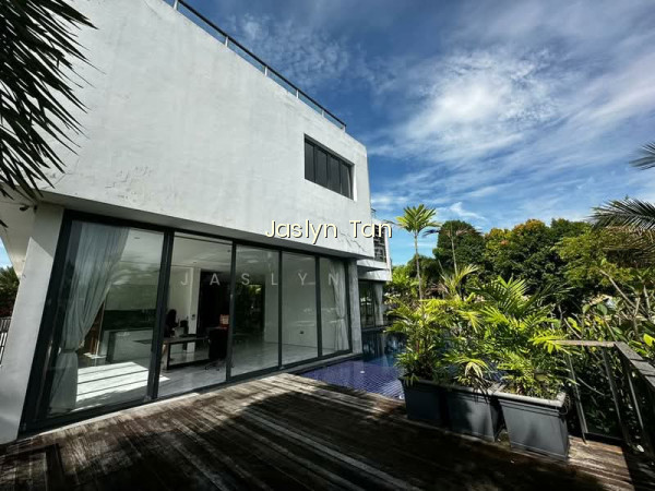 PEARL ISLAND photo 6