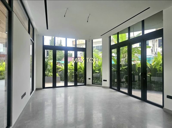 ⭐️⭐️ LANDED7772 @ D14 BRAND NEW SEMI-DETACHED AT KEMBANGAN VINCINITY photo 2