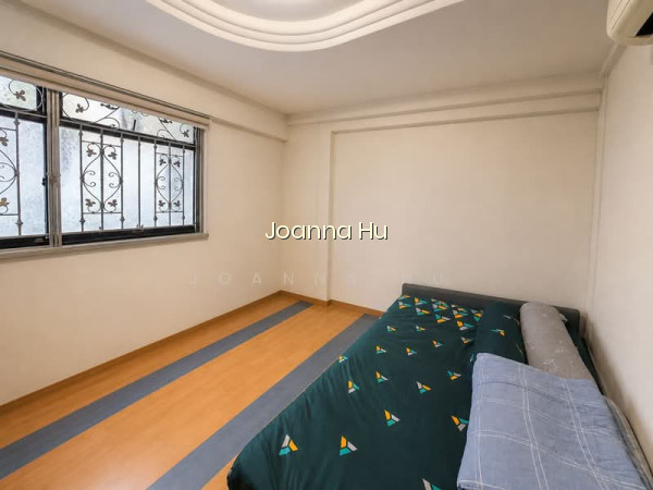 658 WOODLANDS RING ROAD photo 4