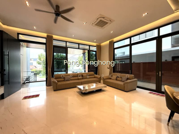 SEMBAWANG HILLS ESTATE
