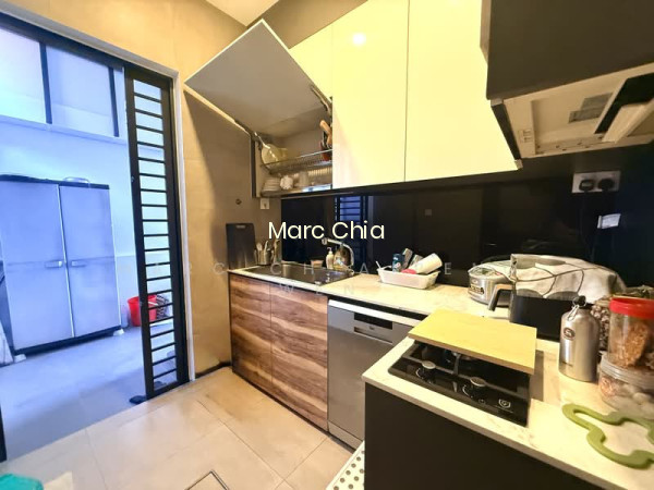 ALMOST NEW INTER FOR SALE - MOVE IN CONDITION photo 3