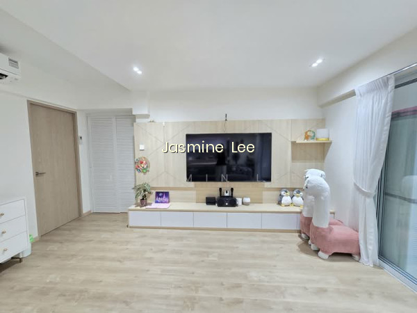 106 PASIR RIS STREET 12 photo 3