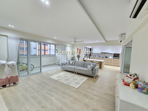 106 PASIR RIS STREET 12 photo 4