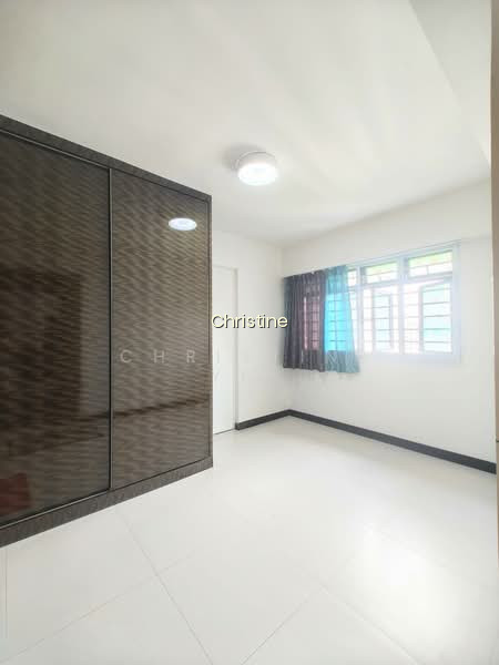 868A TAMPINES AVENUE 8 photo 4