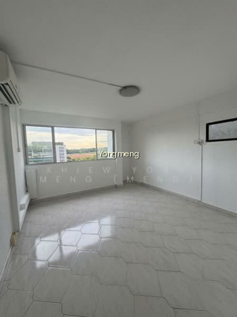 810 YISHUN RING ROAD photo 3