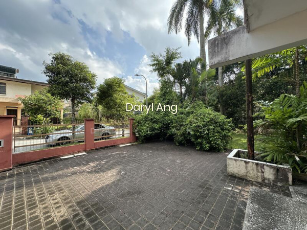 MAYFLOWER GARDENS photo 6