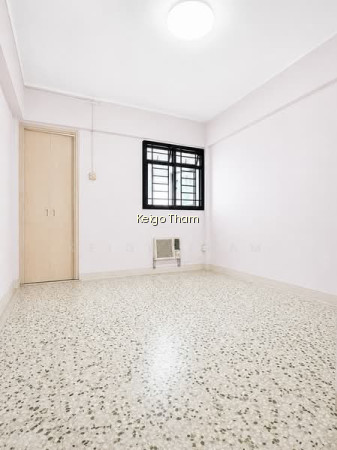 206 MARSILING DRIVE photo 2