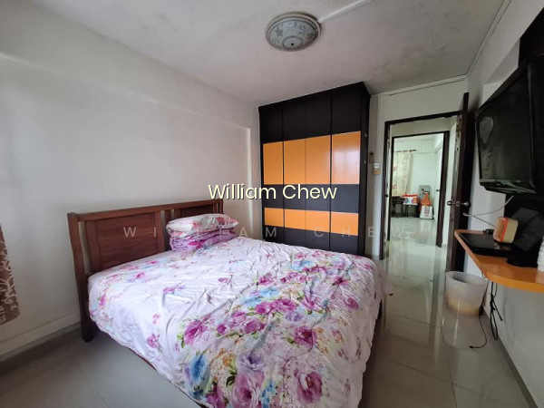 180 ANG MO KIO AVENUE 5 photo 2