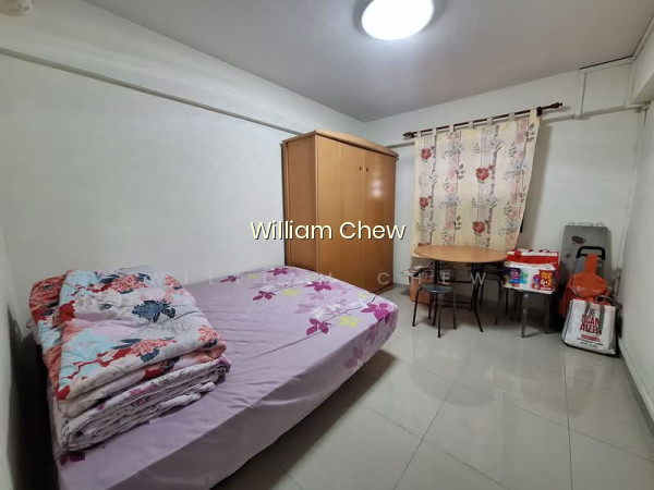 180 ANG MO KIO AVENUE 5 photo 3