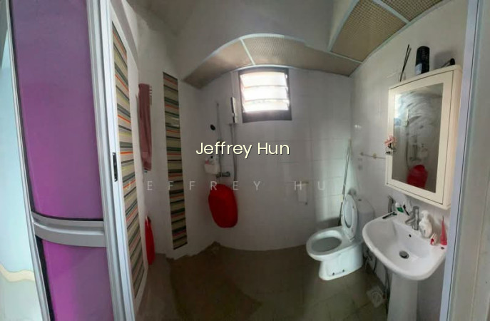 548B SEGAR ROAD photo 4