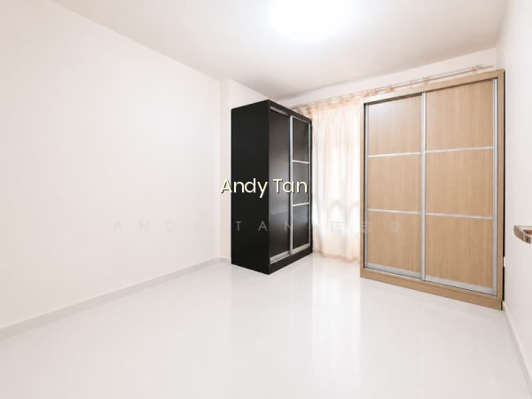 216A COMPASSVALE DRIVE photo 6