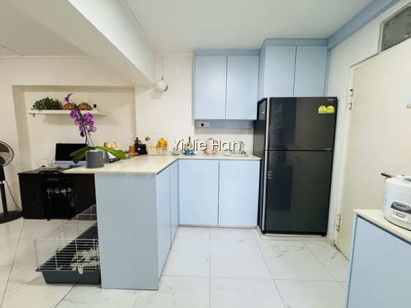 63B LENGKOK BAHRU photo 5