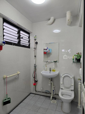 108 MCNAIR ROAD photo 3
