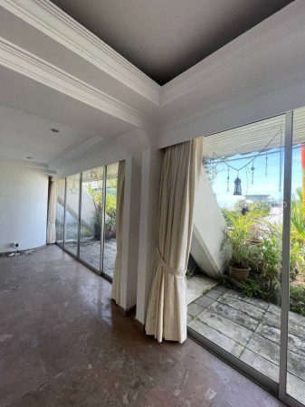 PEPYS HILL CONDOMINIUM photo 4