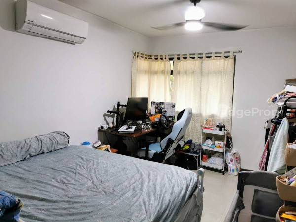 653B JURONG WEST STREET 61 photo 3