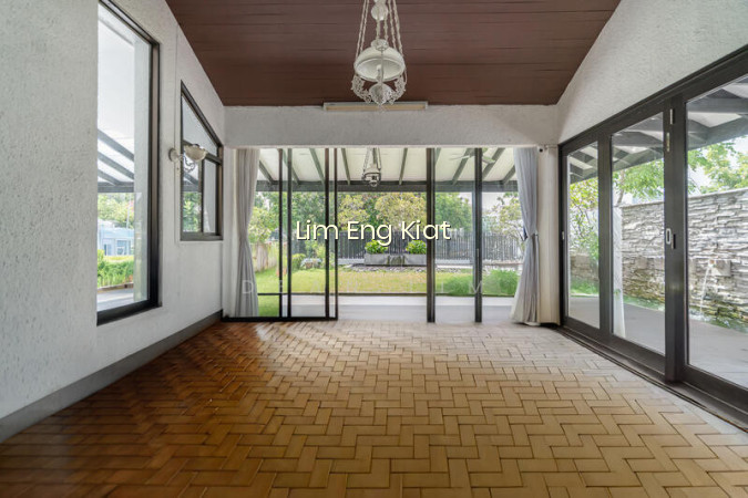 ⭐️⭐️LANDED7772@ 2 STOREY DETACHED WITH 6 ROOMS, PARK 4 CARS photo 4