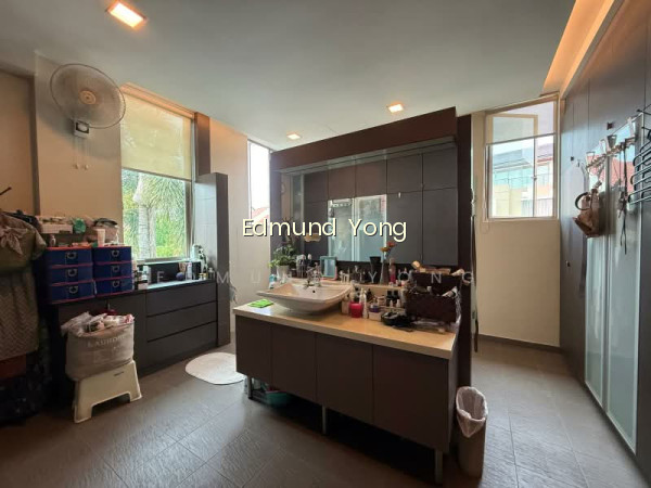 DISTRICT 26 | FUDU PARK ESTATE | FREEHOLD 3 STOREY CORNER TERRACE photo 5