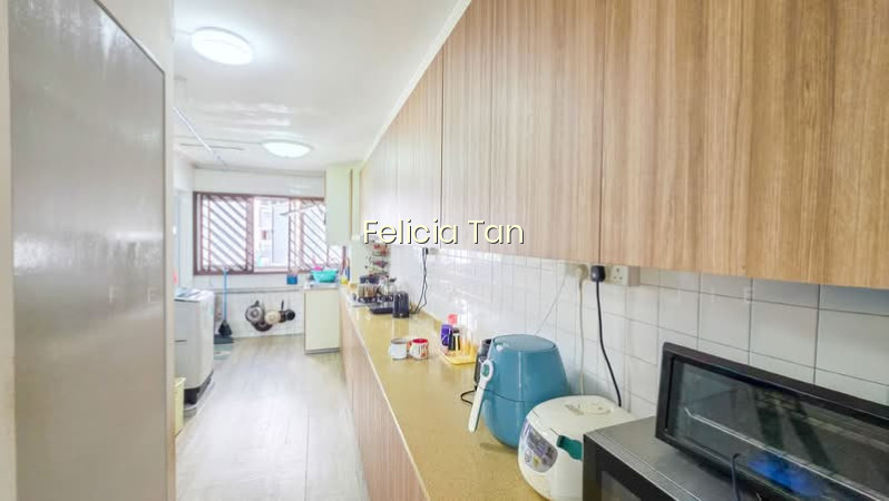 637 HOUGANG AVENUE 8 photo 5