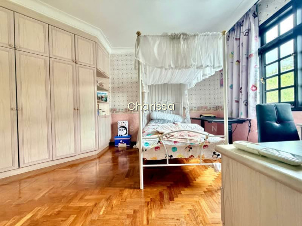 PARRY AVENUE SEMI-D ❤️ NEXT TO PARK photo 3