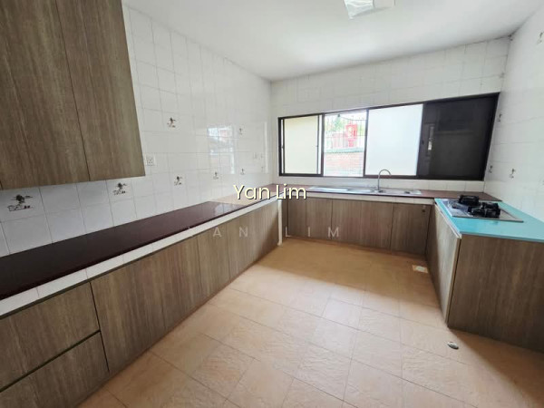 UNDERVALUED SEMI-D @ PLATINA GARDEN FOR SALE photo 5
