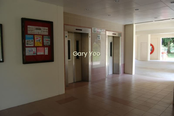 759 PASIR RIS STREET 71 photo 4