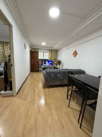 208 YISHUN STREET 21 photo 3