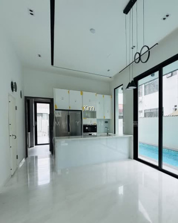 BRAND NEW WITH LIFT AND POOL, PARK 5 CARS INSIDE - CALL 8130 3636 TO VIEW NOW! photo 3