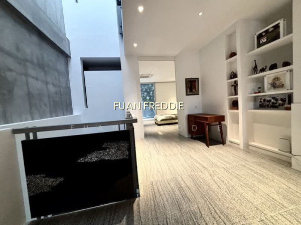 WHY WAIT 2 YEARS TO REBUILD? MOVE INTO YOUR DREAM FREEHOLD LANDED HOME TODAY! 为什么苦等2年重建？ 今天就入住您 photo 3