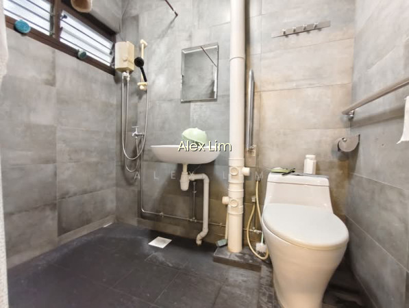35 MARSILING DRIVE photo 5