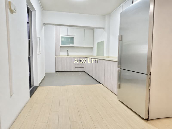 35 MARSILING DRIVE photo 2