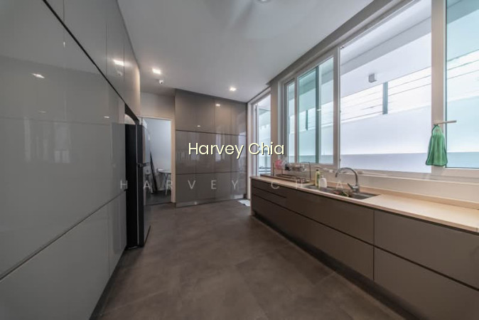 REBUILT 3.5 STOREY FREEHOLD BUNGALOW IN BARTLEY SERANGOON ENCLAVE photo 4