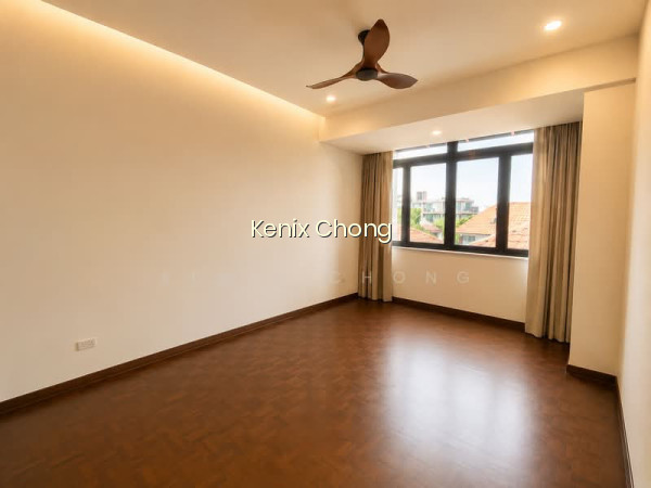 CHARMING 3 STOREY TERRACE IN KOVAN photo 6