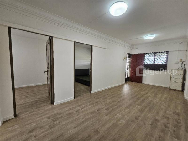303 JURONG EAST STREET 32 photo 3