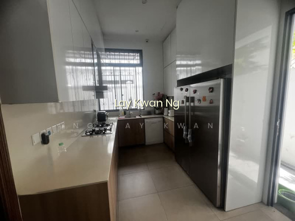 ⭐️D03 - RARE RENO 3.5 STOREY DETACHED @ STIRLING ROAD, SHEPHERDS DRIVE photo 5