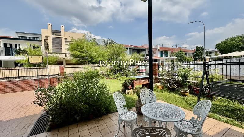 HUGE CORNER TERRACE NEAR MRT, IDEAL FOR REBUILD. SQUARISH LAND PLOT! photo 6