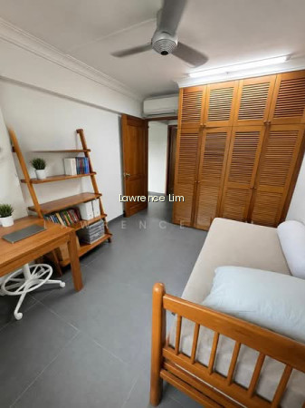 220 SERANGOON AVENUE 4 photo 5