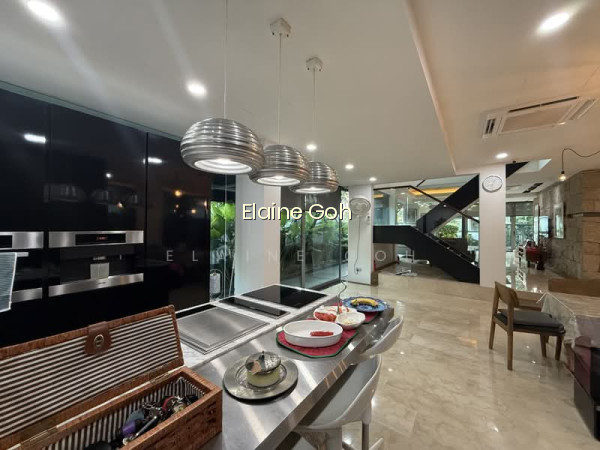 KEMBANGAN DETACHED