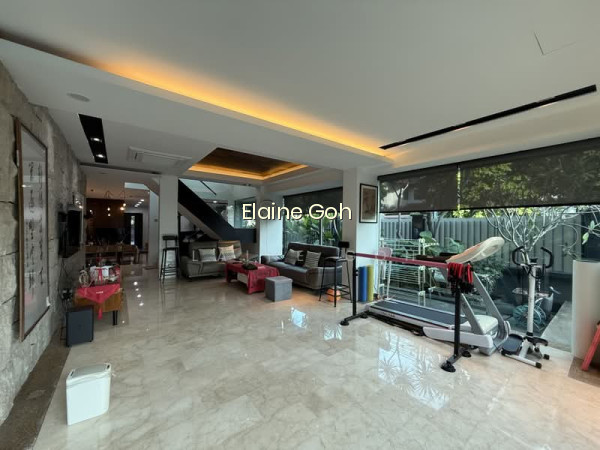 KEMBANGAN DETACHED photo 5