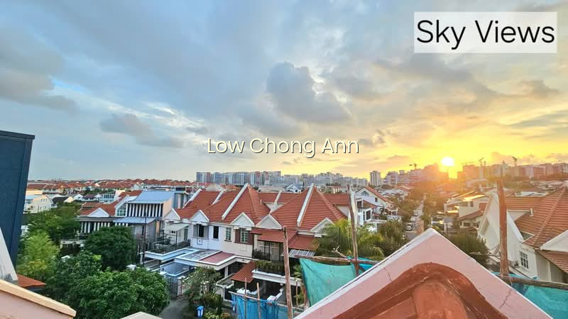 RENOV D16 3000+SF, INTER-TERRACE - 6BED 4BATH - 10MIN TENAH MERAH MRT - SIGLAP MALL SUNGEI BEDOK MRT photo 3