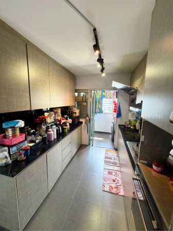 162A RIVERVALE CRESCENT photo 6