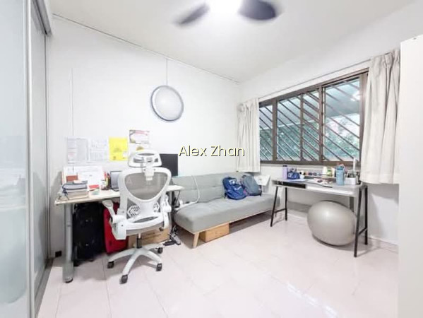 1 TOH YI DRIVE photo 5