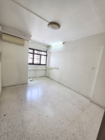 243 TAMPINES STREET 21 photo 5