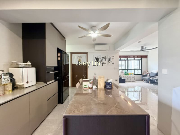 111B ALKAFF CRESCENT photo 6