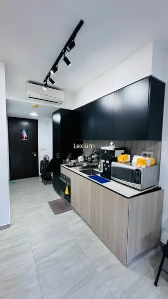 Grandeur Park Residences image 1 of 10