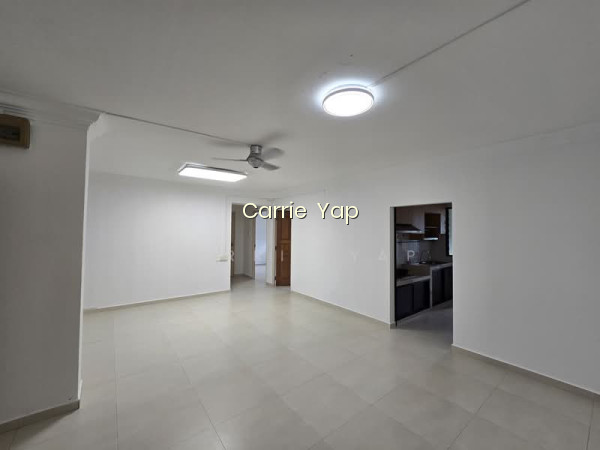 609 WOODLANDS RING ROAD photo 5